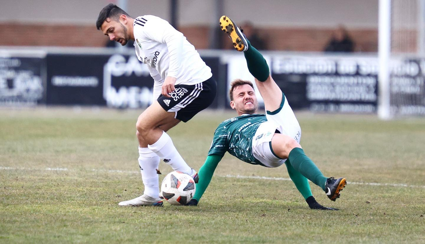Caída descomunal de un CD Guijuelo que se sale de los puestos de playoff