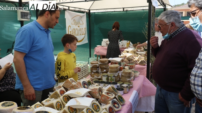 Hinojosa abre la inscripción para participar como expositor artesano en la XX Feria Internacional del Queso 