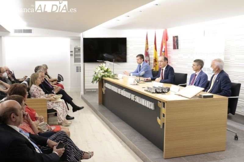 Un recital poético cierra este miércoles el XVIII Ciclo Cultural del Colegio de Médicos