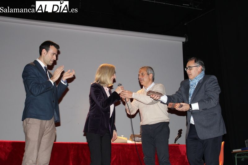 Medina de Rioseco presenta en Alba de Tormes su Semana Santa