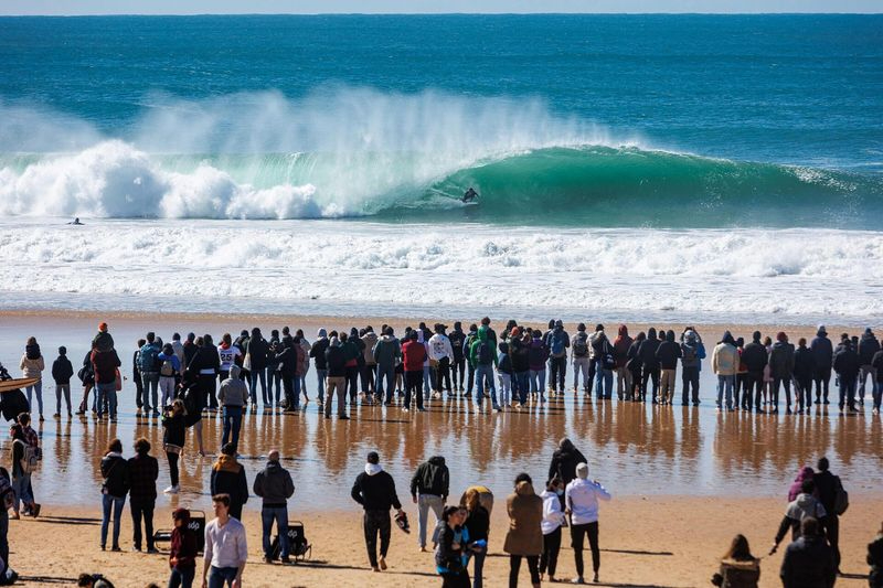 Supertubos Peniche, el más alto nivel del surf mundial