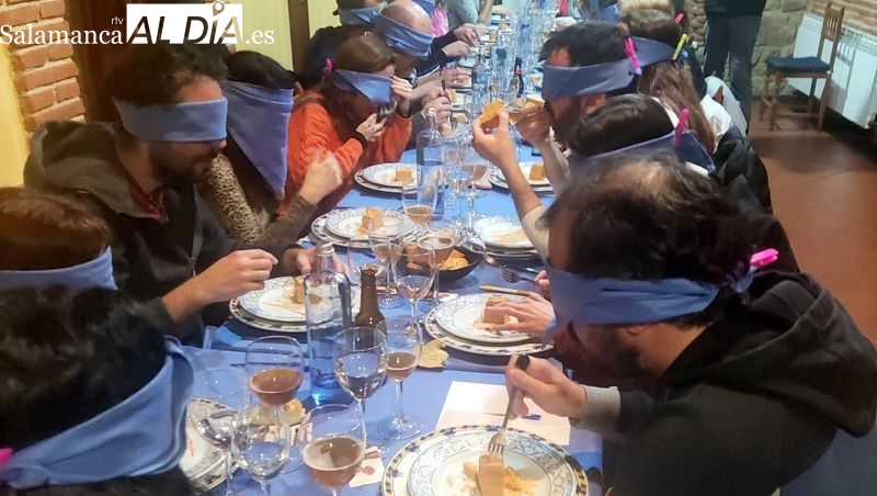 Nueva cita en el restaurante La Tinaja de Sobradillo para disfrutar de una Cena a ciegas