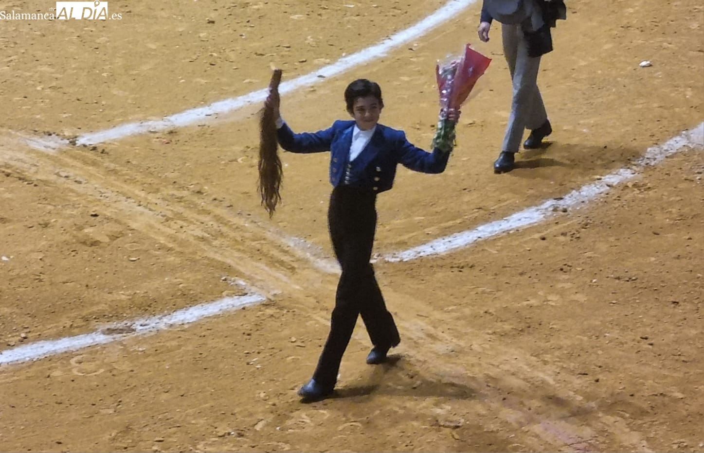 Marco Pérez arma un alboroto en La Flecha: dos orejas y rabo