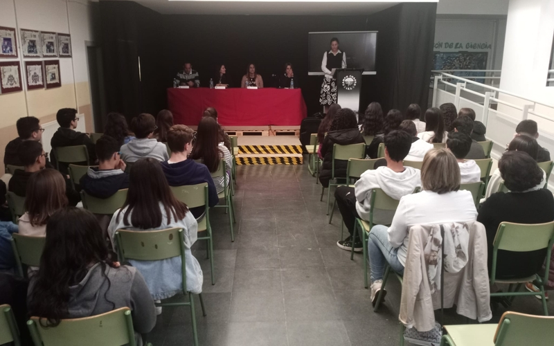 El IES Campo Charro cierra el segundo trimestre con un atractivo programa de actividades para el alumnado
