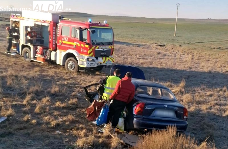 Tres heridos tras el choque de dos vehículos en Terradillos 