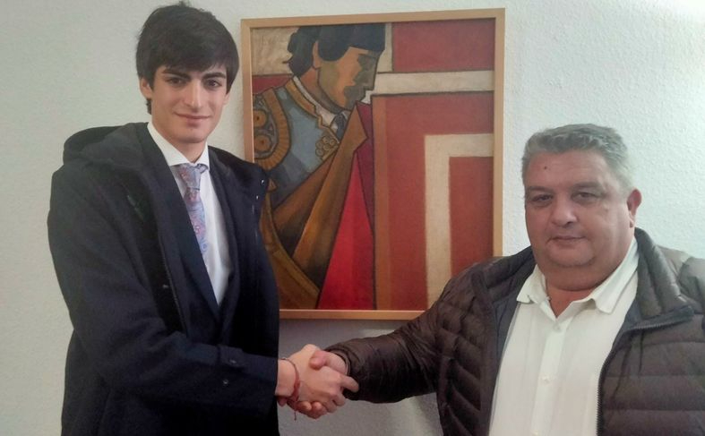 El novillero salmantino Jesús de la Calzada estrena apoderado 