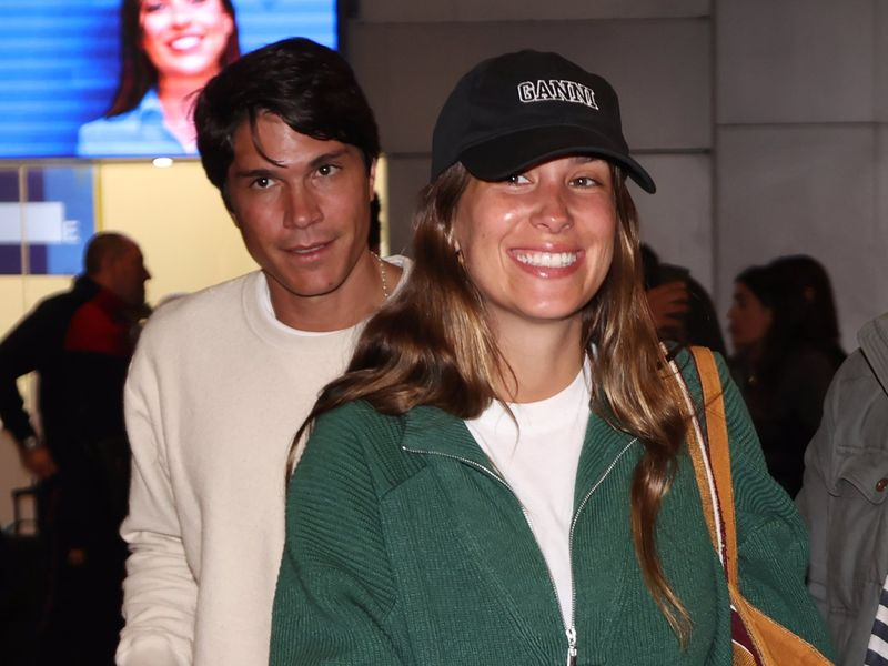 María Pombo y Pablo Castellano regresan de su babymoon en México y confiesan qué es lo que más han echado de menos