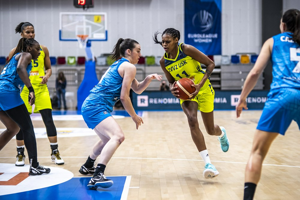 El Perfumerías Avenida cae en Praga y apelará a Würzburg para forzar el tercer partido de cuartos de Euroliga (77-56)