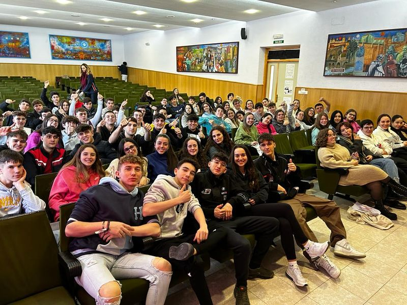 Maristas acoge la feria de estudios superiores Un paso hacia tu futuro