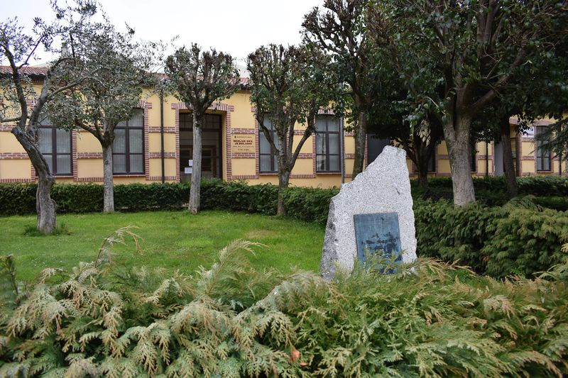 El libro que demuestra que las labores chacineras han configurado la construcción de Guijuelo 