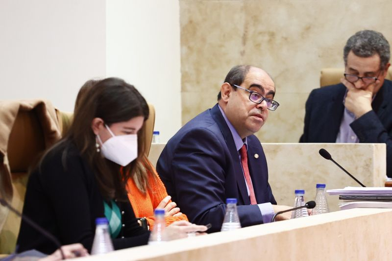 El Ayuntamiento ofrece 81 puestos de trabajo para cubrir oposición libre