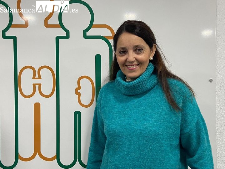 Flor Boyero, paciente salmantina de diálisis: Depender de una máquina da la sensación de que te cortan las alas