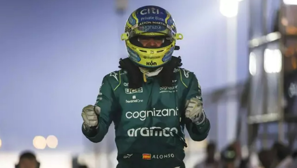 Fernando Alonso recupera su podio número 100 en Yeda al quitarle una sanción