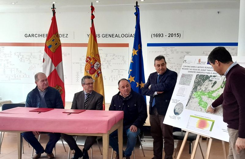 Impulso al riego basado en energías alternativas en Las Vegas del Almar