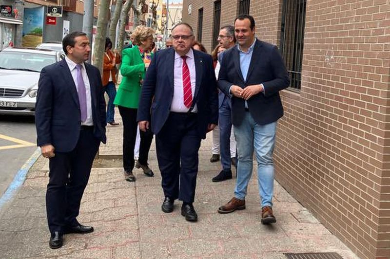 Vázquez niega la privatización del servicio de mantenimiento del Hospital de Salamanca