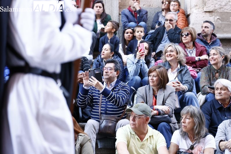 Salamanca acompaña al Jesús del Vía Crucis