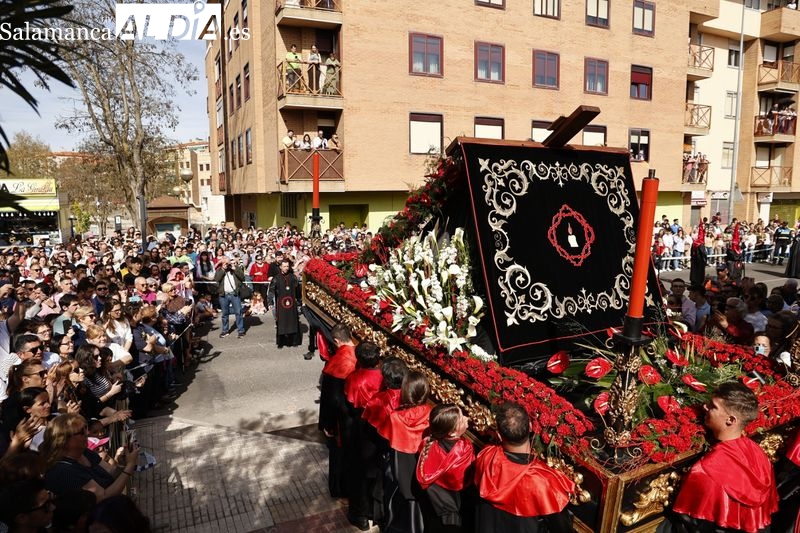 Devoción por ver al Cristo de la Vela en este Sábado Santo
