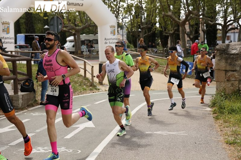Casi dos centenares de participantes se dejan la piel en el el IV Duatlón Grupo Andrés