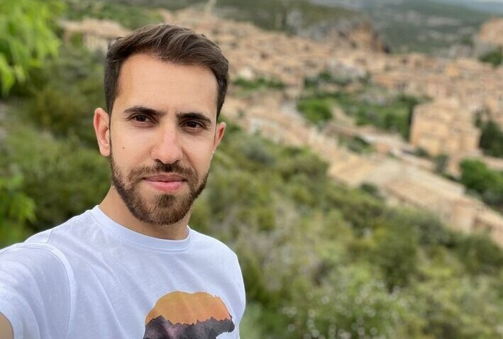 El joven Aziz Meskini presentará su primer libro en la mañana del sábado