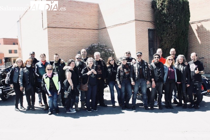 El club motero Rock on Wheels celebra en Peñaranda una comida de hermandad
