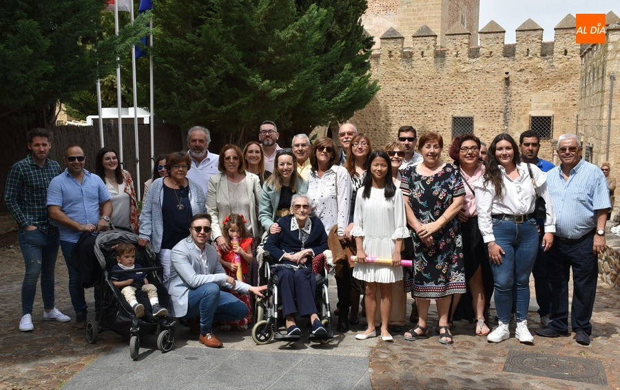 Agustina Benito Corvo celebra sus 100 años de vida rodeada de su familia