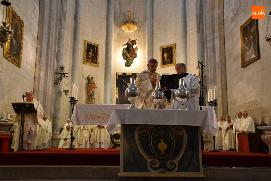 Bendecidos los óleos que se emplearán en las celebraciones eclesiásticas a lo largo del año