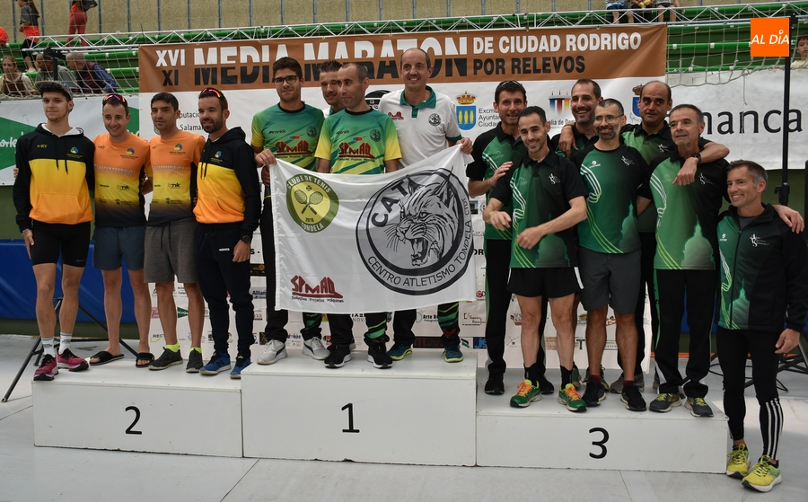 Javier Alves y Verónica Sánchez triunfan en la Media Maratón 2023