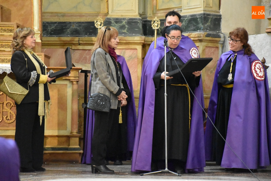 La Cofradía del Nazareno nombra ‘Cofrades Honoríficas’ a las impulsoras de la figura de los romanos
