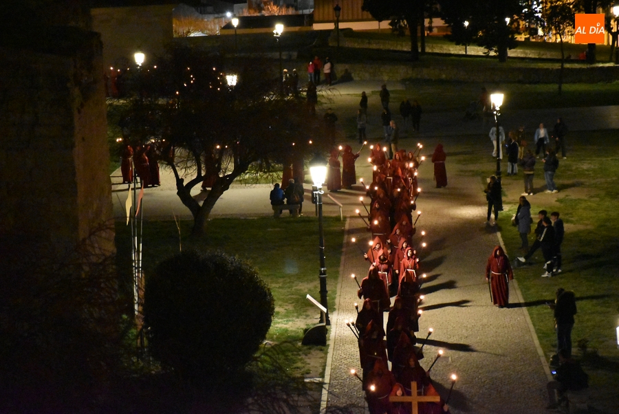 Las Cinco Llagas de Cristo regresan a la noche del Martes estrenando su recorrido ampliado