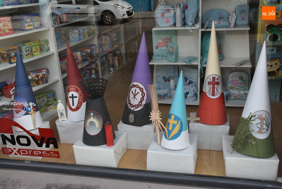 1Foto: Escaparates de Semana Santa