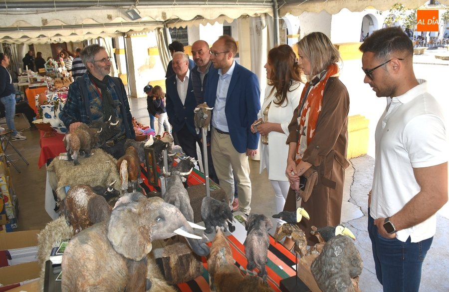 En marcha el Mercado Artesano de Semana Santa, que podría expandirse en años venideros