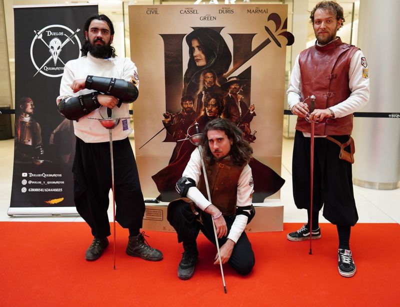 Espectacular exhibición de esgrima antigua en El Tormes