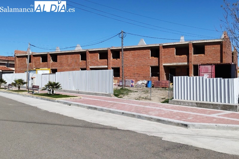 Acuerdo para que la Junta cumpla y finalice las viviendas de Camineros en Peñaranda