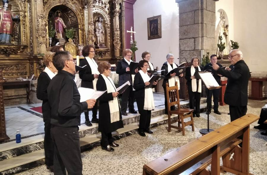 Buena asistencia al concierto de Semana Santa de la Parroquia de San Andrés