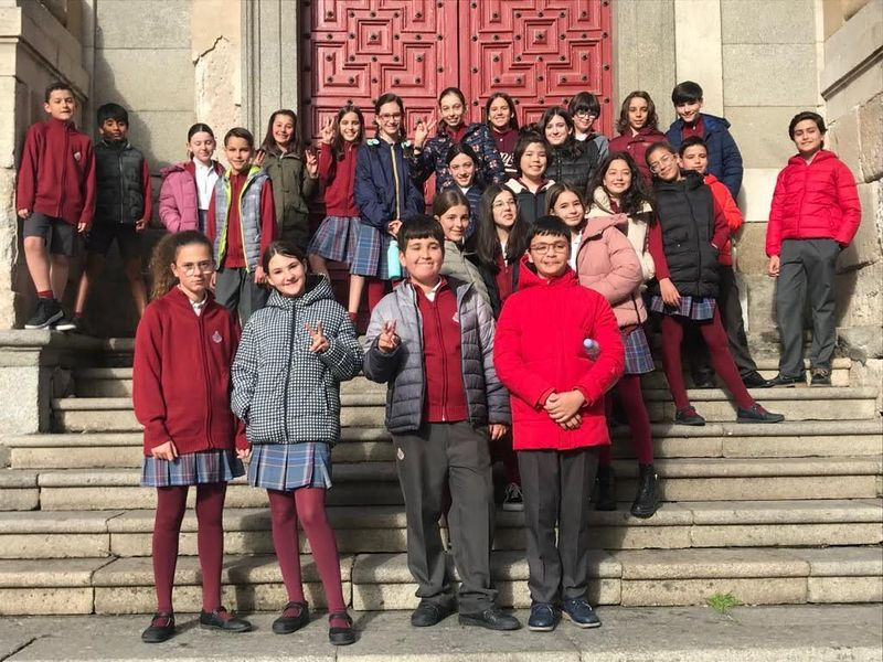Divertido y sorprendente paseo por los monumentos de Salamanca