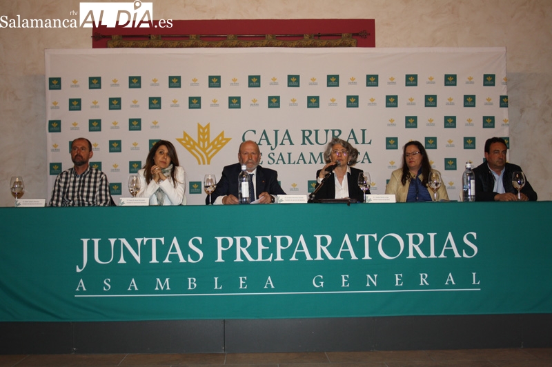 Caja Rural se encuentra con sus socios en Peñaranda durante la esperada Junta preparatoria previa a la asamblea general
