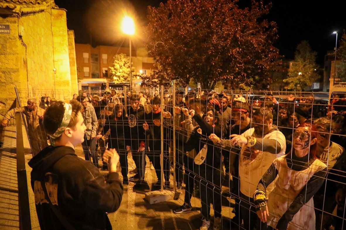Carbajosa de la Sagrada se llena de zombies