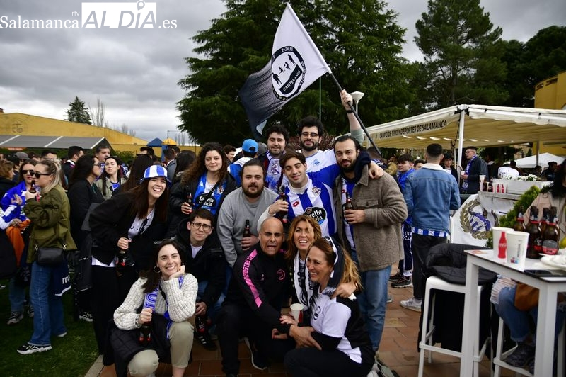 Las aficiones de Unionistas y el Dépor se hermanan en el Día del Unionismo