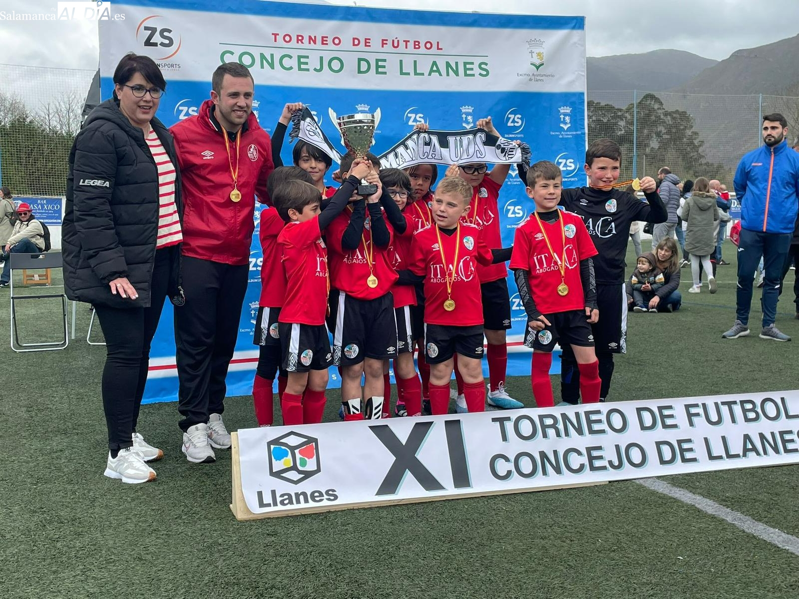 El Prebenjamín A del Salamanca UDS, campeón del Torneo Concejo de Llanes