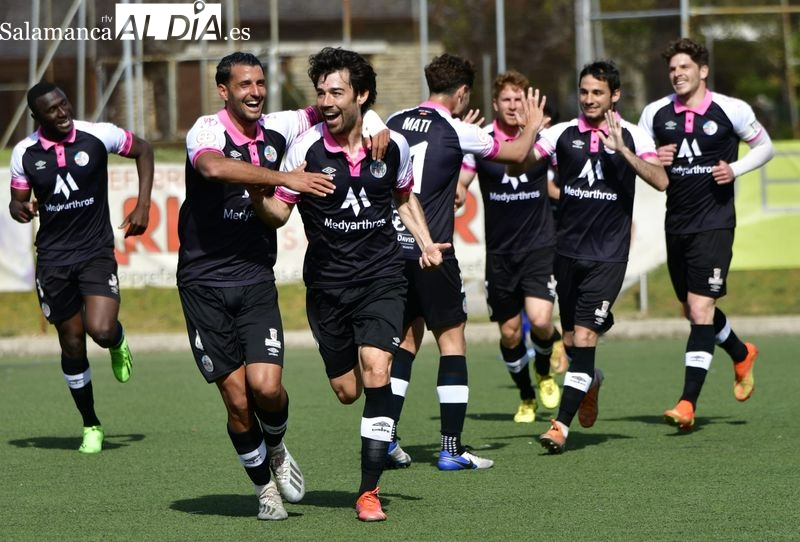 El Salamanca UDS cumple en Ponferrada y ya huele el playoff (0-2)