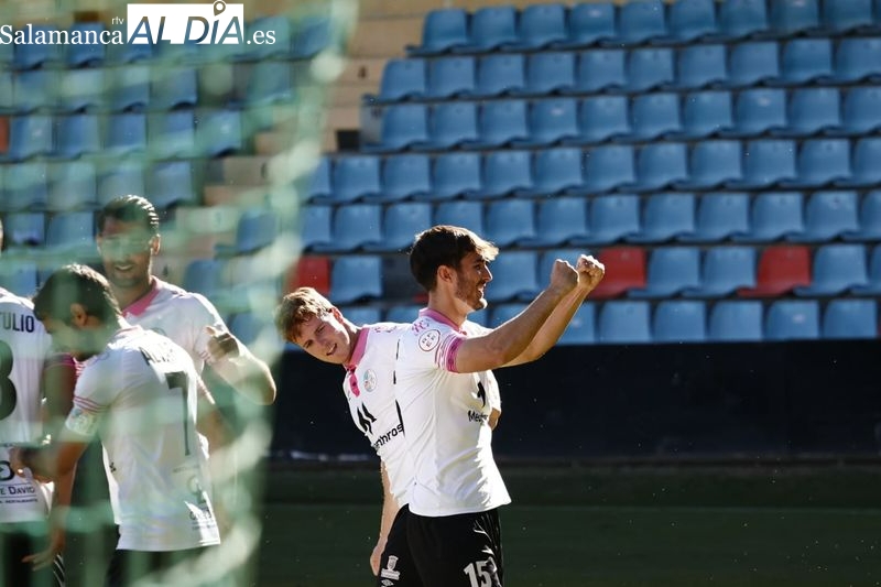 El Salamanca UDS coge la vía del playoff y ya sueña con el ascenso (3-0)