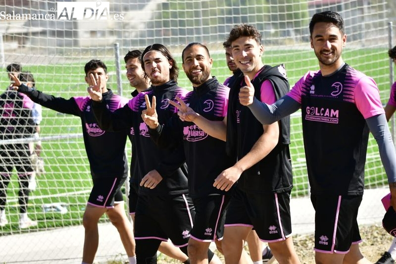 Unionistas se entrena al completo con la vista puesta en tumbar al Real Madrid de Raúl González