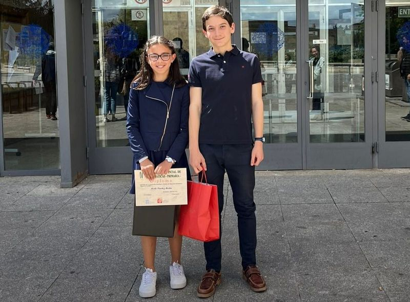 Dos alumnos del colegio Maristas, premiados en la Olimpiada Provincial de Matemáticas