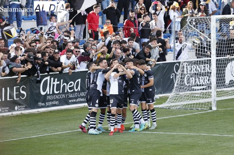Unionistas y Dani Ponz sí que son unos galácticos: victoria contra el Real Madrid Castilla de Raúl para soñar con el playoff (3-0)