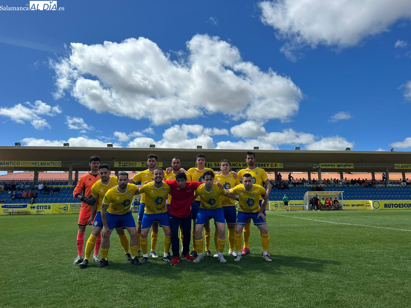 Alberto Mangas, subcampeón de España de atletismo, homenajeado por el Monterrey