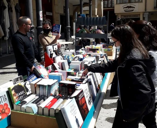 La Feria del Libro llega un año más a Alba de Tormes este fin de semana