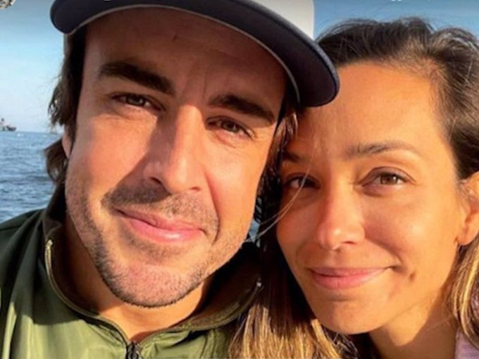 Fernando Alonso anuncia su ruptura con Andrea Schlager