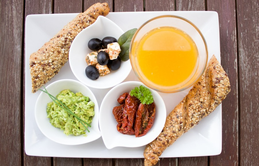 Convocada una charla sobre la alimentación en personas con alzheimer y otras demencias