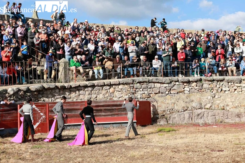 La plaza de la ermita de Buenamadre celebra este Lunes de Aguas su tradicional festejo taurino