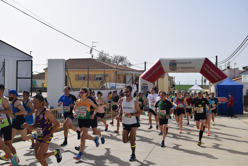 María Gómez y Miguel Gallego se imponen en la IV Carrera Lenteja de la Armuña
